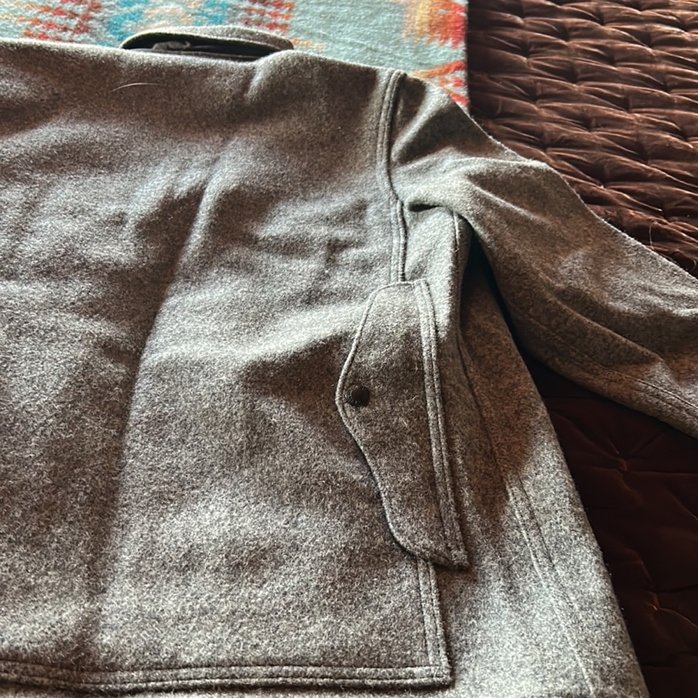 Filson Seattle lined wool cruiser Gray NWT - Picture 8 of 14